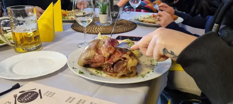 Alejandro Villavicencio_Gasthaus Palmbaum_Schönfeld_review