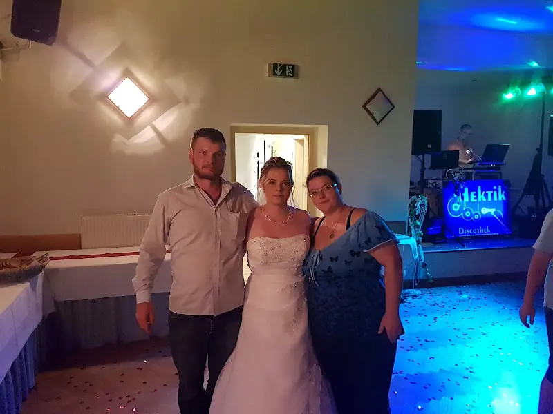 familienwahnsinn_bald_zu_viert_Gasthaus Palmbaum_Schönfeld_review