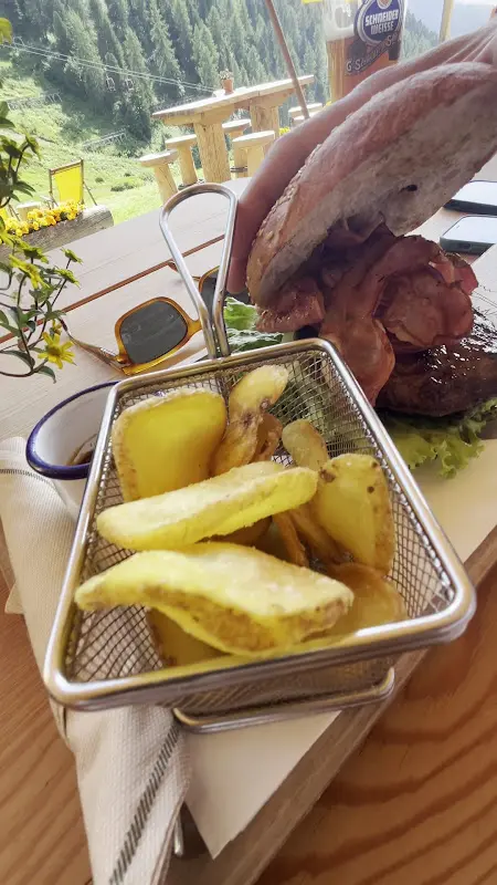 Refuge Panorama_Italy_slider_image_2