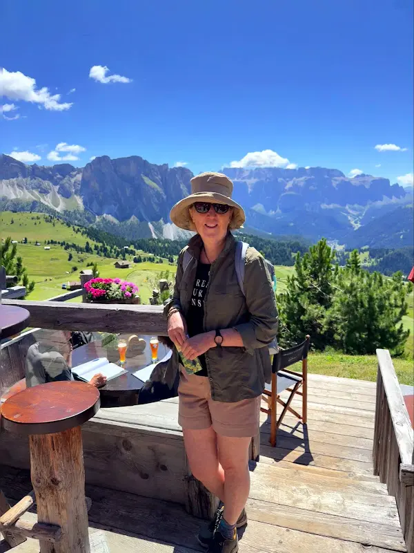 JAD Luxembourg Interior Design_Baita Daniel Hütte_Italy_review