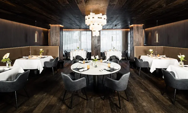 Alpenroyal Gourmet Restaurant_Italy_slider_image_1