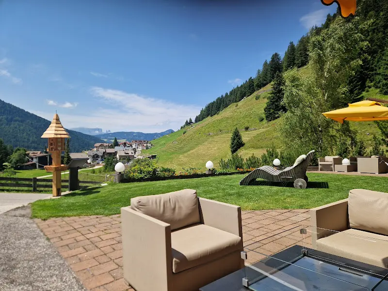 Ciastel De Val_Italy_slider_image_3