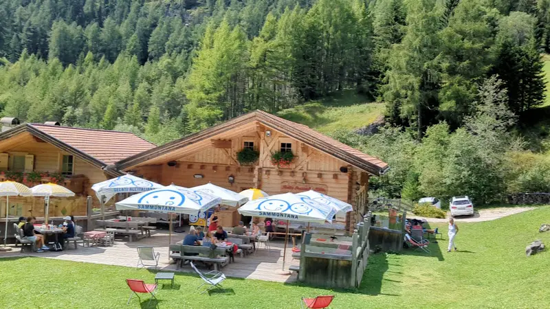 Baita Pramulin Hütte_Italy_slider_image_2