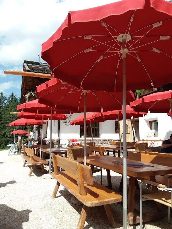 Caffè Val d'Anna restaurant in Italy