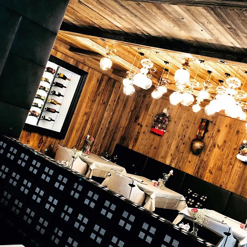 Speckkeller restaurant in Italy