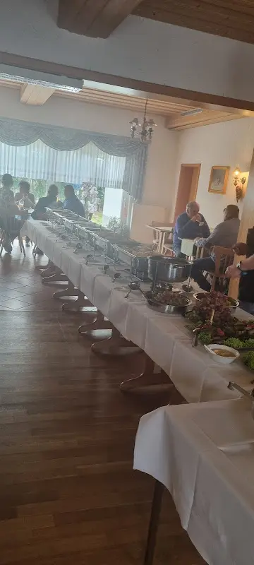 Frank Lobeck_Gasthof Lübzower Schweiz_Perleberg_review