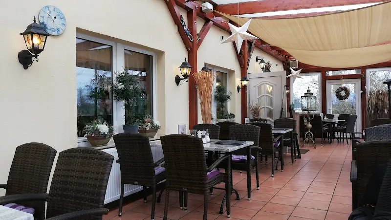 Gino's Restaurant & Eiscafé - Thomas Woltmann ristorante a Gumtow