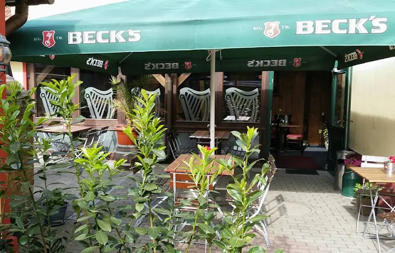 Restaurant & Bar ELANA / Pension ristorante a Großräschen