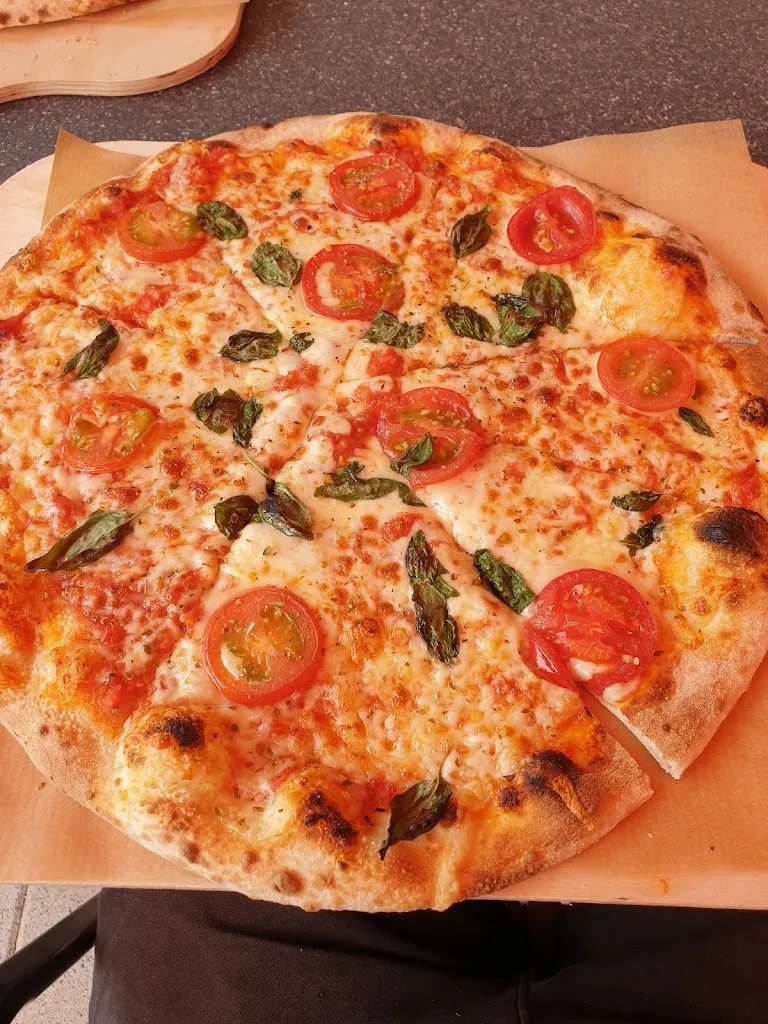 Menu_Fellini Holzofenpizza & Salate_Mosbach_immagine_6