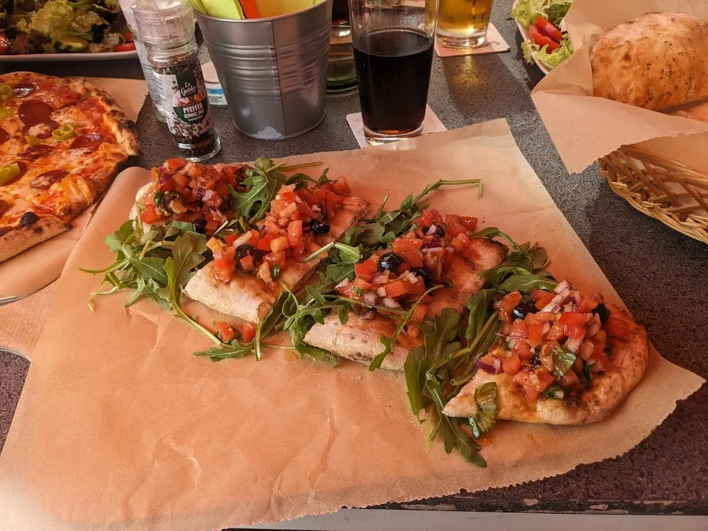 Menu_Fellini Holzofenpizza & Salate_Mosbach_immagine_9