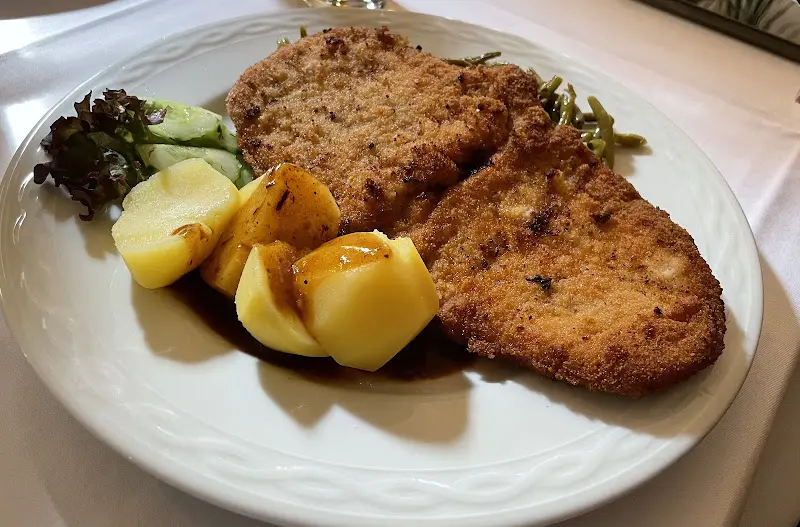 Restaurant Zum Forsthof_(Mark)_slider_image_2