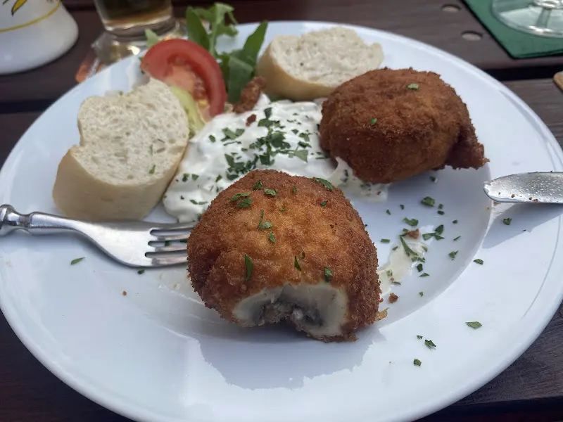 Manuela Deutsch_Zum Landlord Schank- u. Speisenwirtschaft u. Eiscafé_Lehnin_review