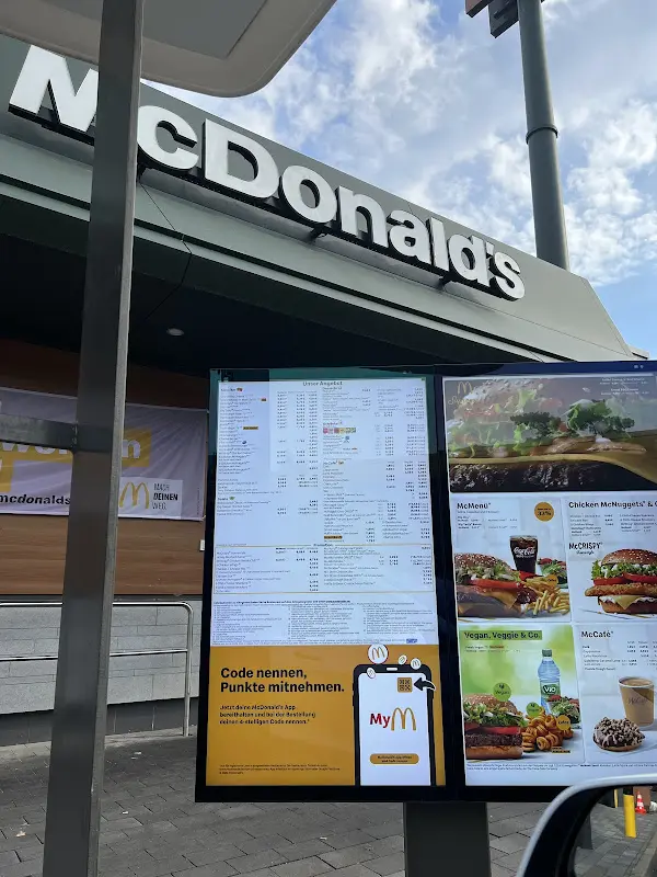 Menu_McDonald's_Kleinmachnow_immagine_3