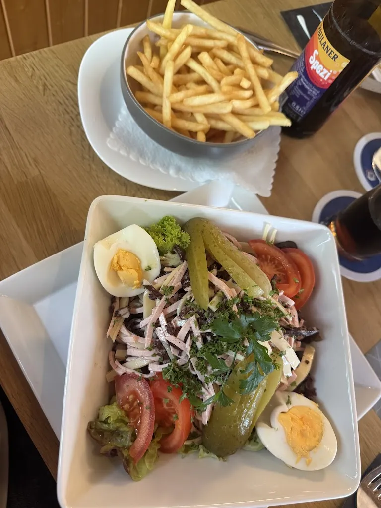 Diana Schott_Zum Schützenhaus_Bitz_review