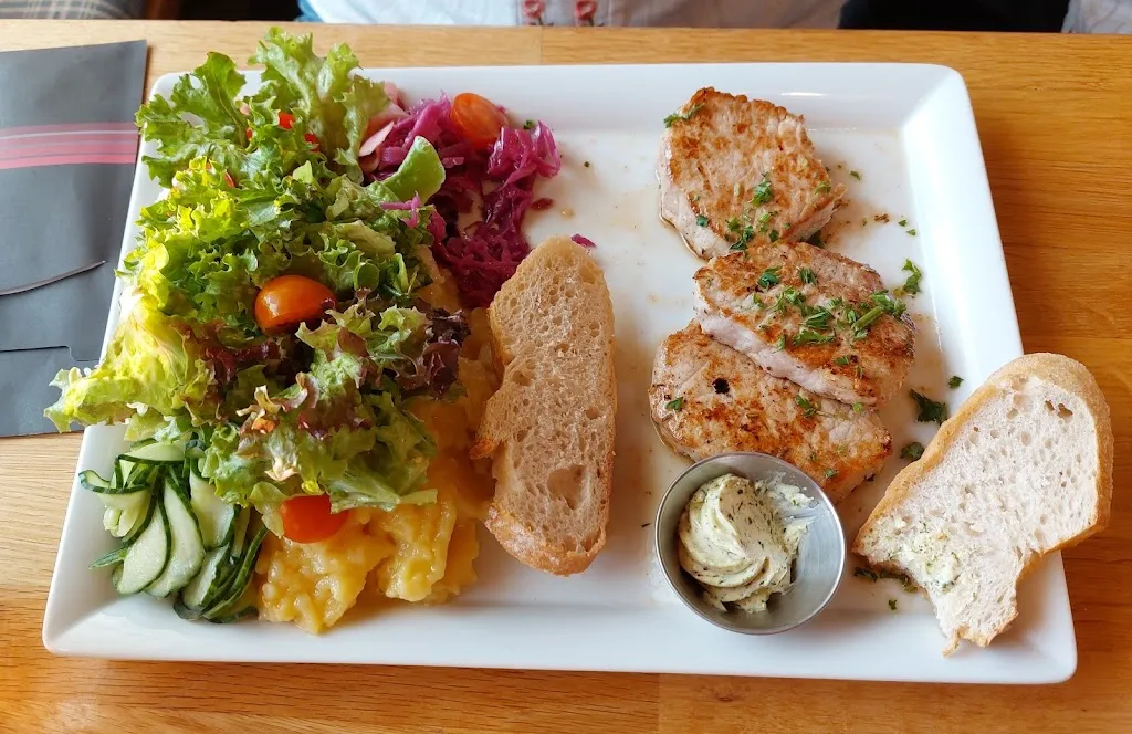 Zum Schützenhaus ristorante a Bitz