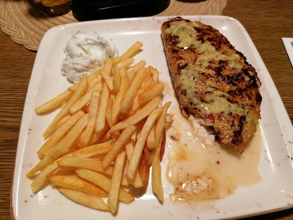 Martina Ott_Zur Krone Blaufelden - Restaurant Dionysos > Maria Ntitsia_Blaufelden_review