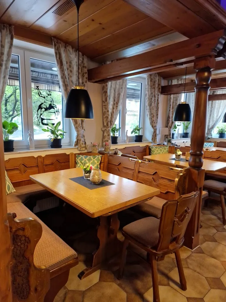 Zur Krone Blaufelden - Restaurant Dionysos > Maria Ntitsia ristorante a Blaufelden