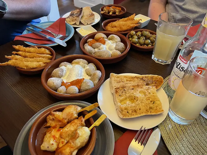 Uwe W._Mike's Tapas Stübchen_(Elbe)_review