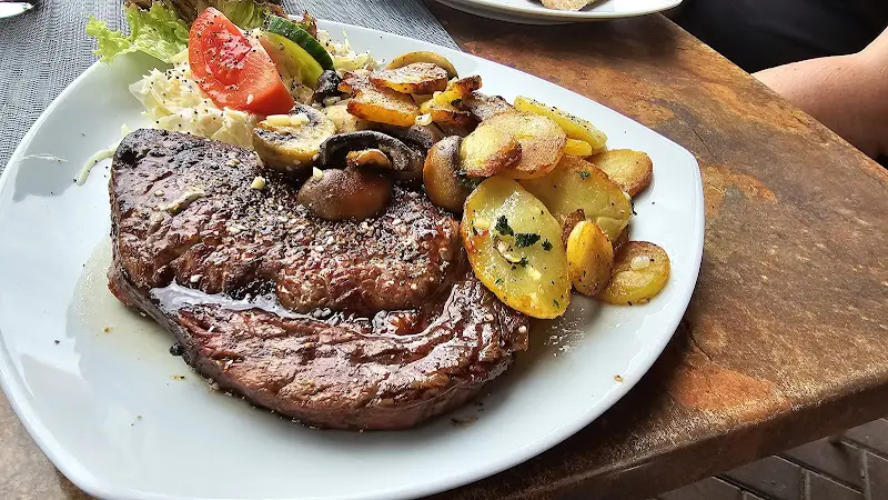 Restaurant Haus am See_(Elbe)_slider_image_3