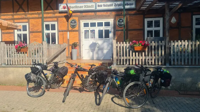 Dirk Heldt_Schützenhaus_(Elbe)_review