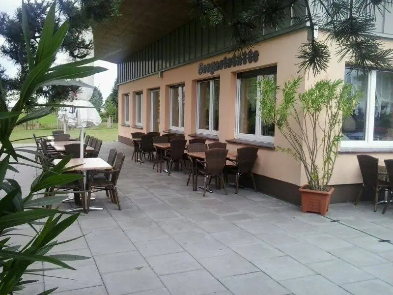 Wir - Restaurant am See_Liebenwalde_slider_image_1