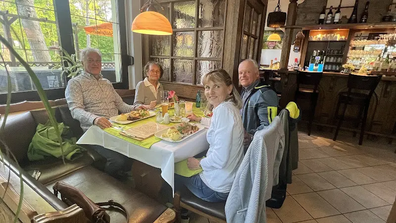 Thomas Sigl_Restaurant und Cafe Haus Lottschesee GmbH_Wandlitz_review