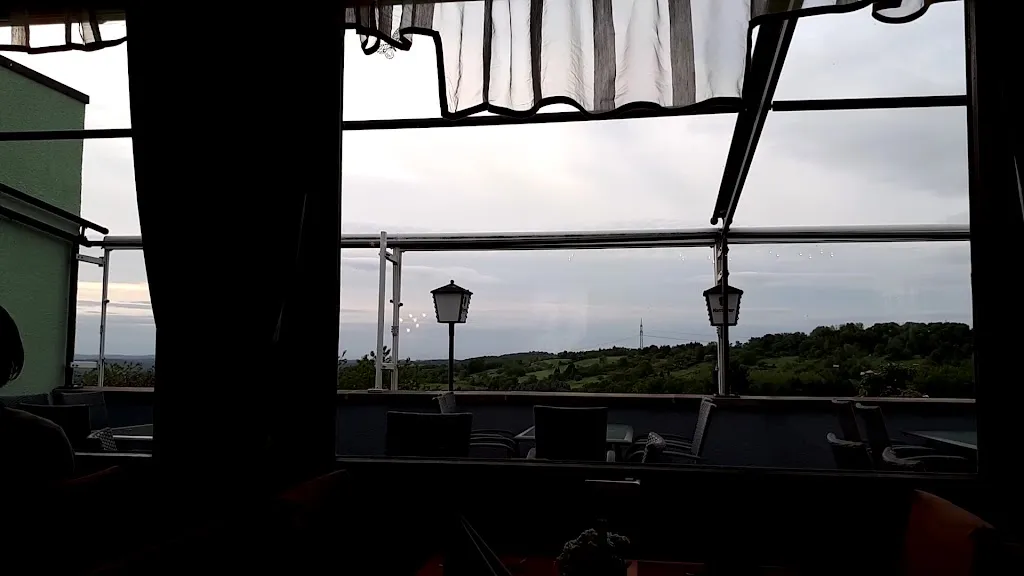 Hotel-Restaurant Schönblick - Petra Schmidt_Birkenfeld_slider_image_2