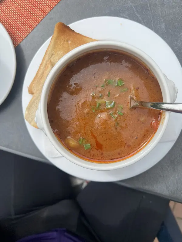 Jannis Deters_Zum Wasserfreund - Lutz Bombis_Wusterhausen_review