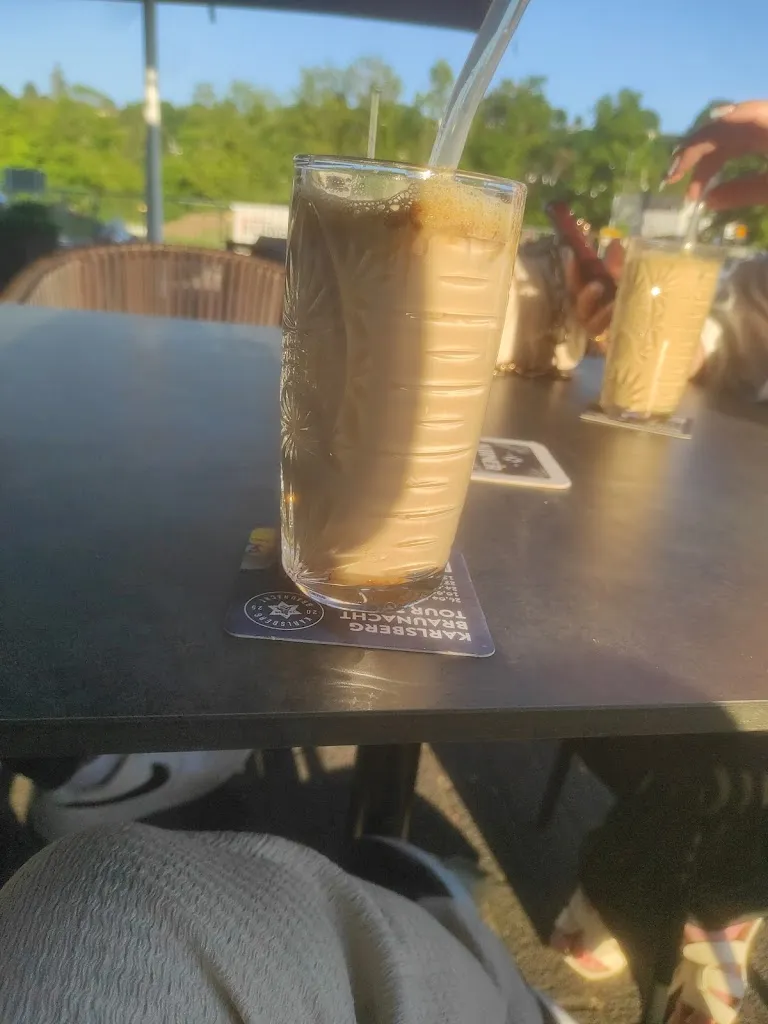 Rahma Alissa_Gaststätte Treibhaus_Birkenfeld_avis