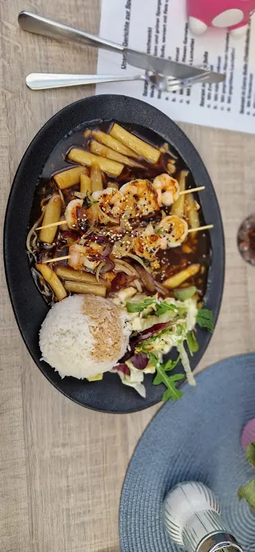 Sonja Obscherninkat_Café Sophiengarten & ASIA KÜCHE_Marienwerder_review