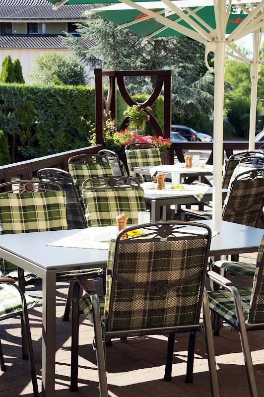 Restaurant & Pension Goldener Löwe restaurant in (Spreewald)