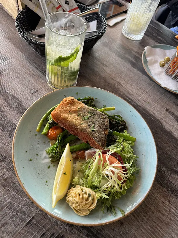 Rashmin Javiya_La Casa_(Spreewald)_review