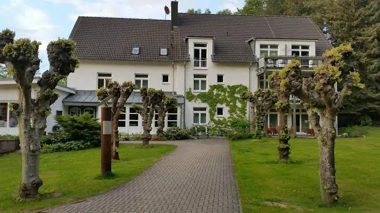 Seehotel Lindenhof - Monique Tomacka restaurant in Lychen