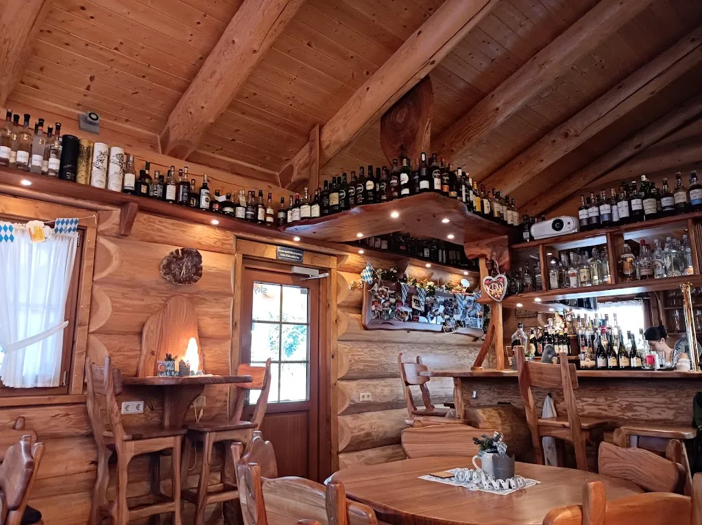 Nadine Hempel_Kleine Dorfwirtschaft Leisel_Leisel_review