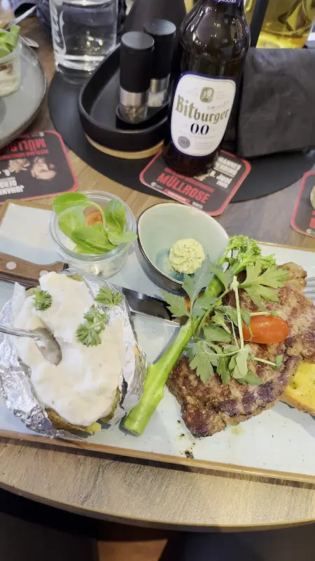 Markt Restaurant „Steaks, Wine & more“_Müllrose_slider_image_2