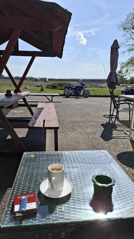 Ferdinand Erben_Fliegende Kiste_Müncheberg_recensione