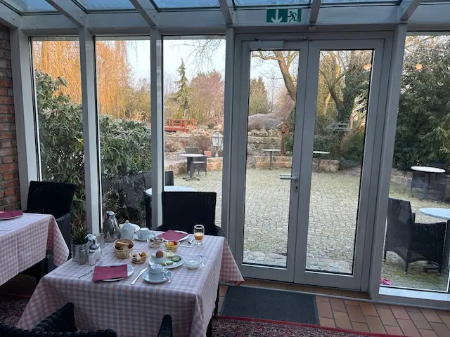 Leif Dahlberg_LANDHAUS ALTE SCHMIEDE_Niemegk_recensione