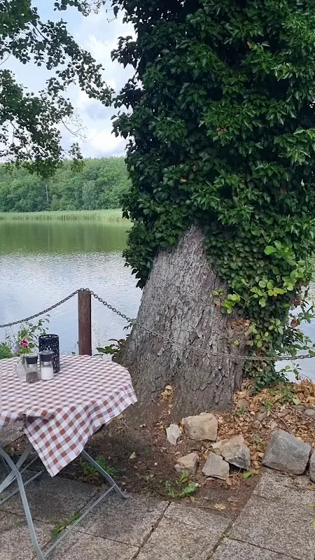 Al Lago im Jägerhof_See_slider_image_2