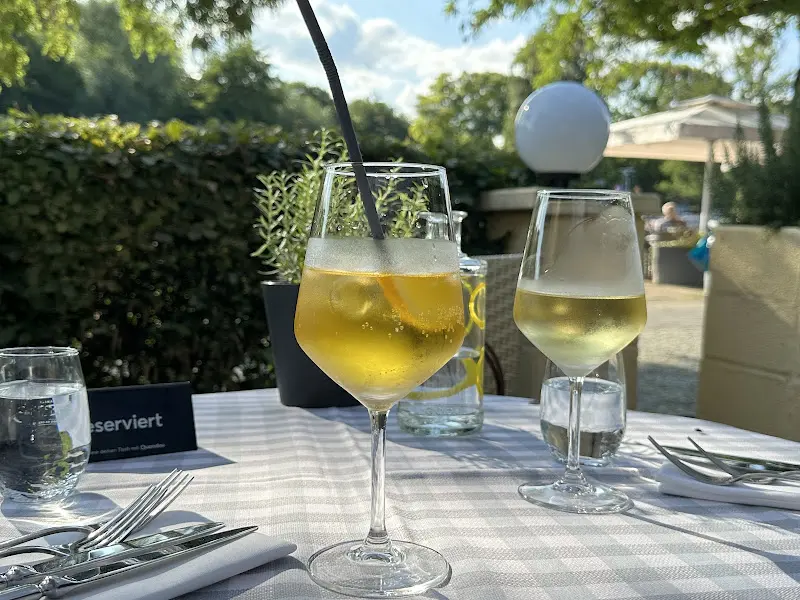 _ Jenki_Die Zwillinge 1983 - Essen bei Freunden_Schwielowsee_review