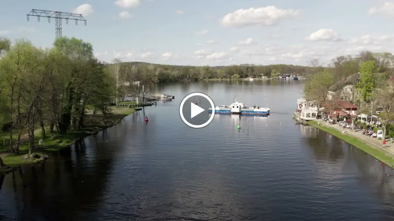 Die Zwillinge 1983 - Essen bei Freunden_Schwielowsee_slider_image_2