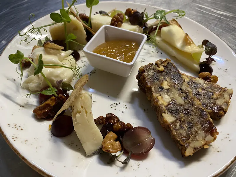 Die Zwillinge 1983 - Essen bei Freunden_Schwielowsee_slider_image_3