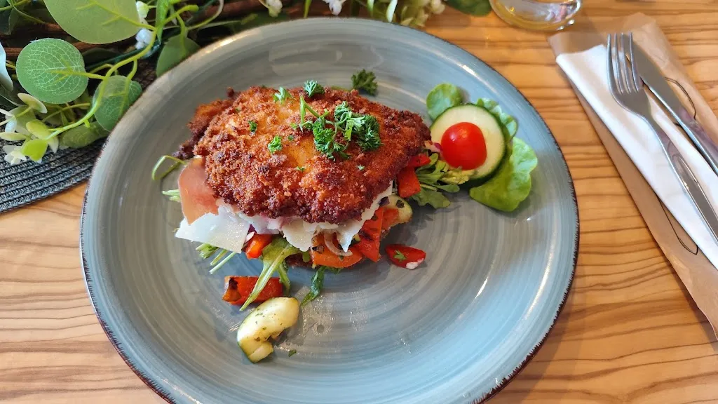 Sandro_Restaurant Halbzeit - Die Schnitzelfaktur_Bietigheim_recensione