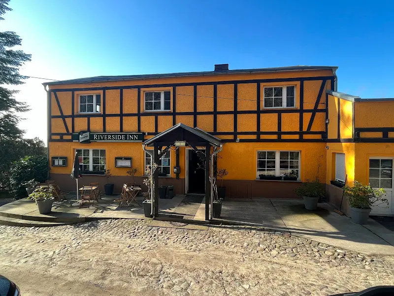 Riverside Inn_Oderberg_slider_image_1