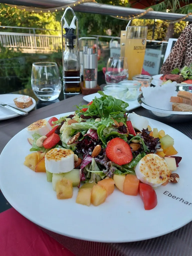 Aysegül Varisli Friesl_Eberhards_Bietigheim-Bissingen_recensione