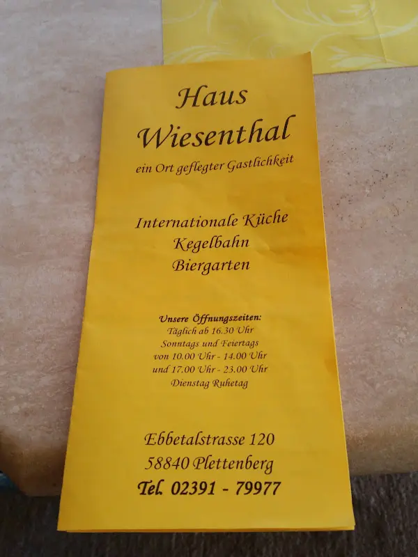 Alexandra Sahner_Haus Wiesenthal_Plettenberg_review