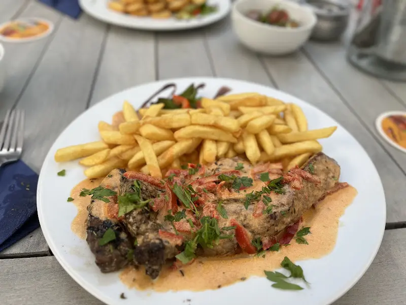 Nikos Mezebar_Plettenberg_slider_image_2