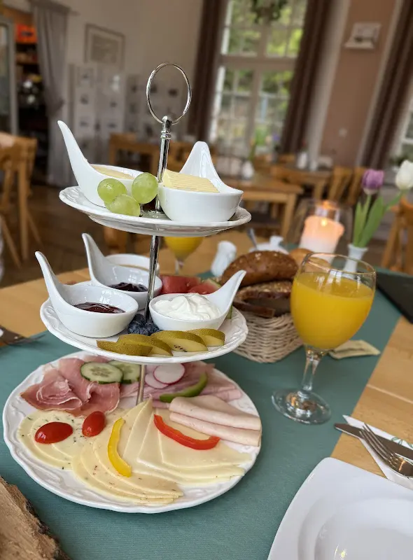 Tor Ben_Café Haltepunkt_Plettenberg_review