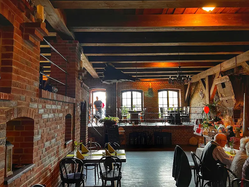 Zur Alten Schmiede ristorante a Rathenow