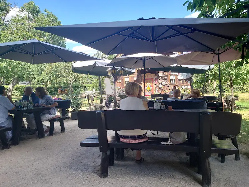 Restaurant Alexandrowka1 restaurant in Potsdam