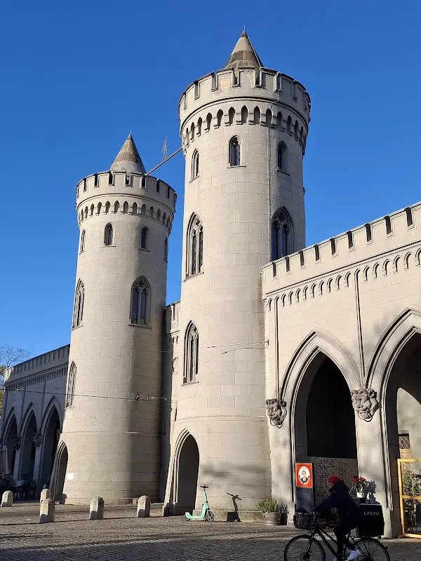 David Woodhead_Pauline_Potsdam_Bewertung